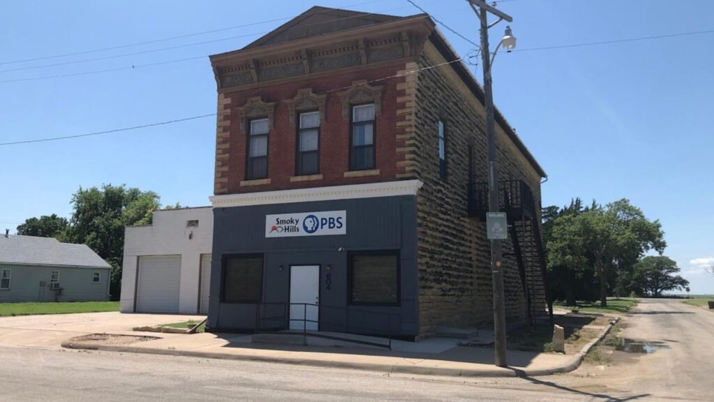 Rural Kansas PBS Stations at Risk Amid Federal Funding Cuts: Community Members Sound the Alarm 6 Smoky Hills PBS funding cuts